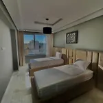 Appartement Moderne Et Chic Au Bord De Mer