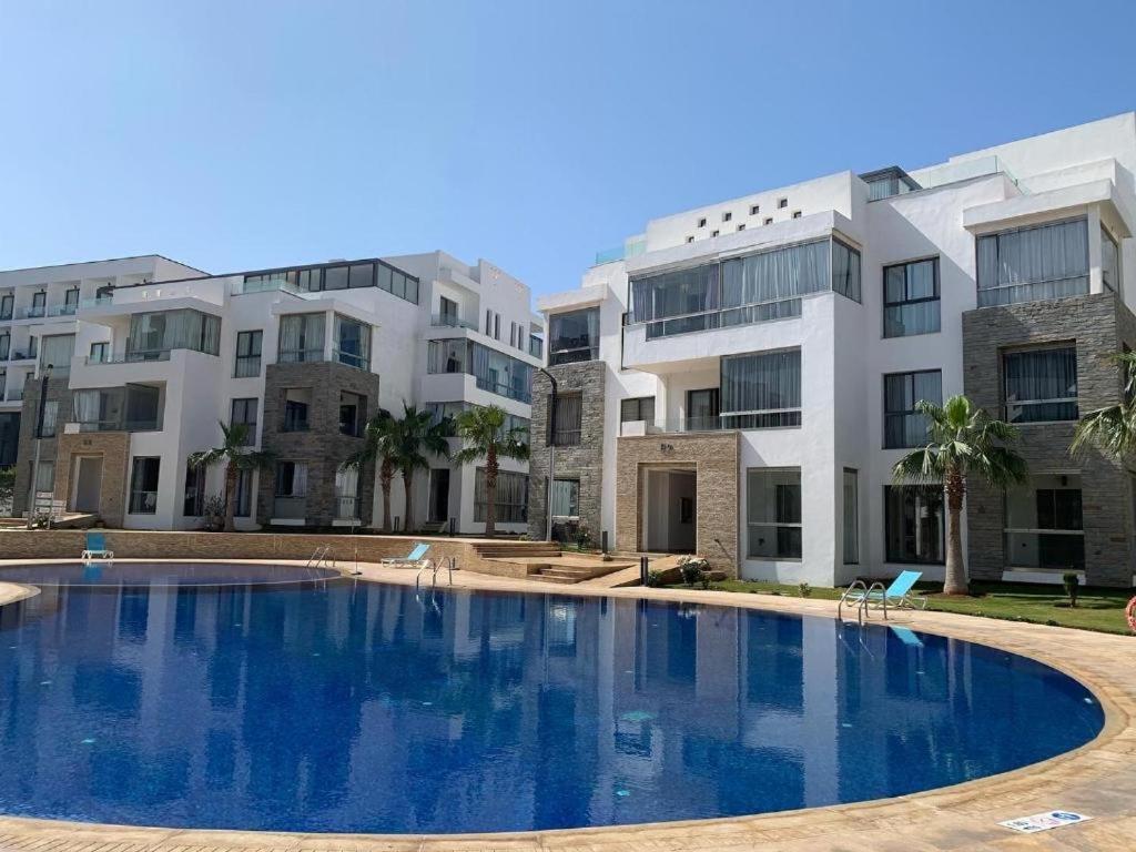Apartment Moderne Et Chic Au Bord De *
